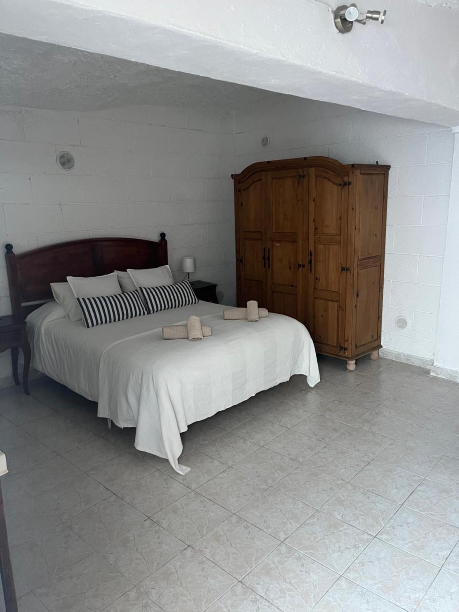 Whispering Tides Villa Канделария Екстериор снимка