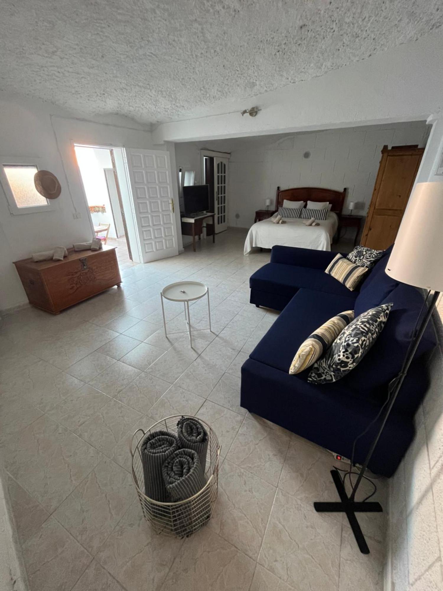 Whispering Tides Villa Канделария Екстериор снимка
